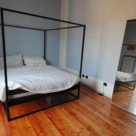 아파트 Casa Di Grazia 인트라
