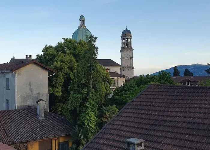 Casa Di Grazia Daire Intra