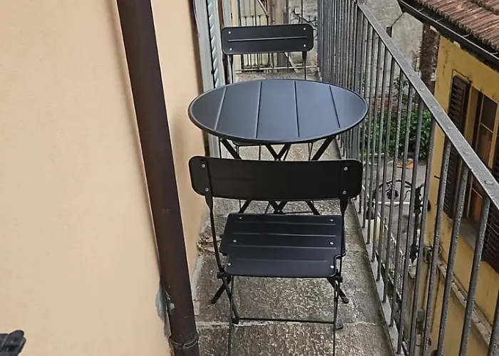 Casa Di Grazia Daire Intra